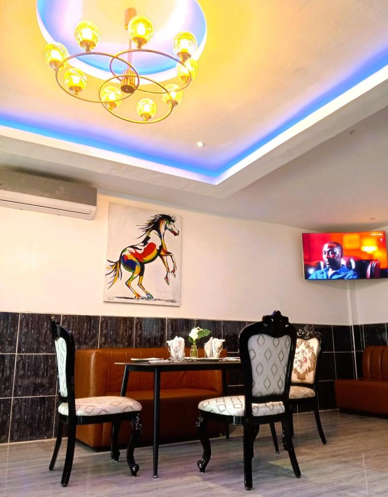 Ike City Hotel image