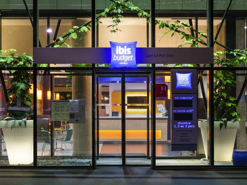 Ibis Budget Lyon Centre Gare Part Dieu image