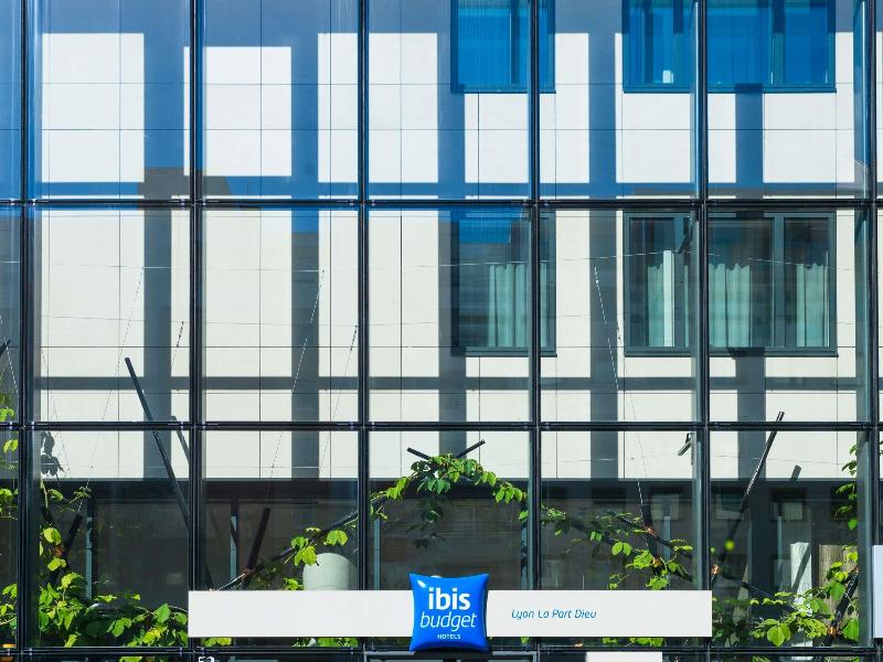 Ibis Budget Lyon Centre Gare Part Dieu image