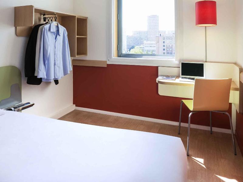 Ibis Budget Lyon Centre Gare Part Dieu image