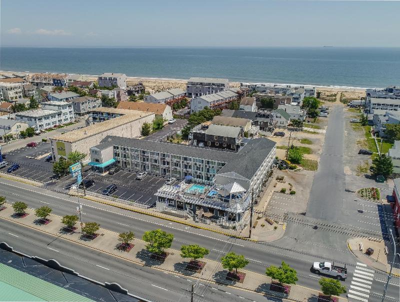 Atlantic Oceanside Dewey image