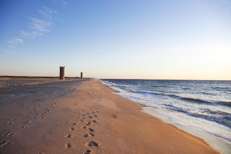 Atlantic Oceanside Dewey image