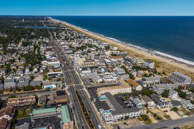Atlantic Oceanside Dewey image