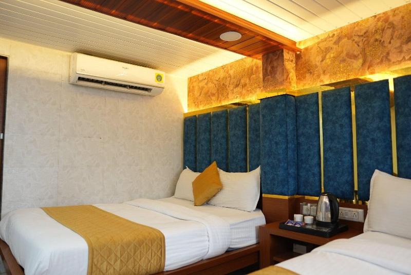 Hotel Pearl View image