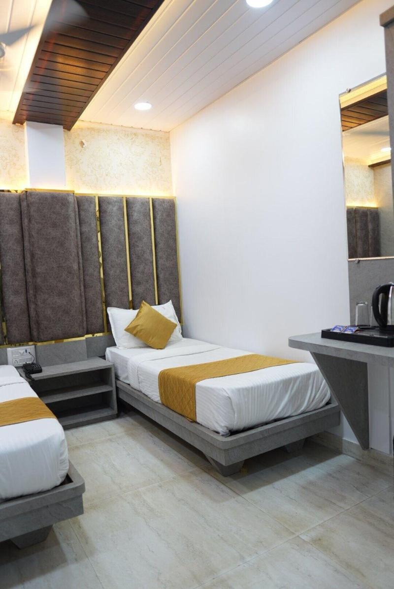 Hotel Pearl View image