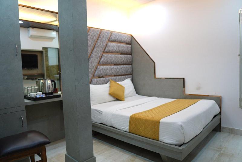 Hotel Pearl View image
