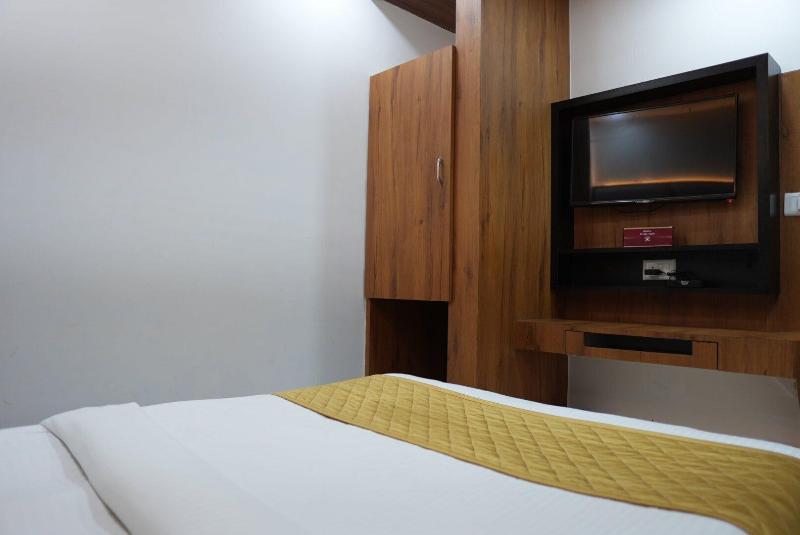 Hotel Pearl View image