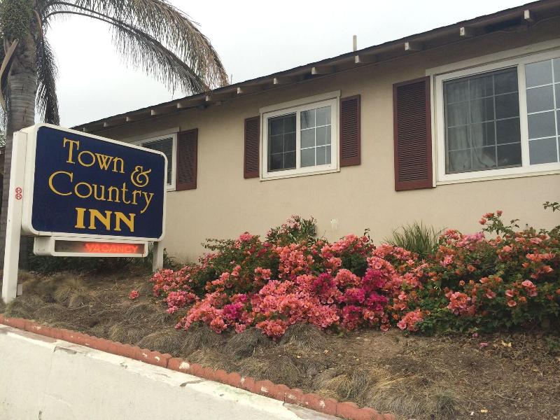 Town And Country Inn image
