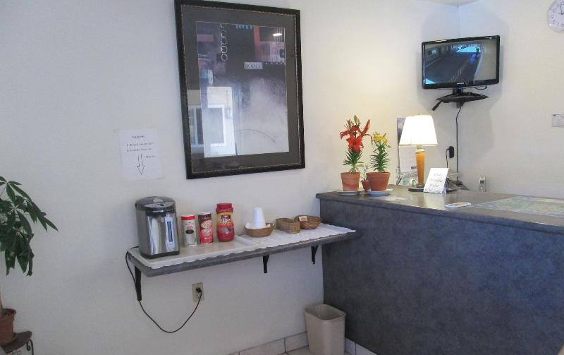 Town And Country Inn image