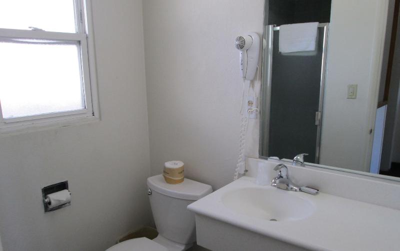 Town And Country Inn image