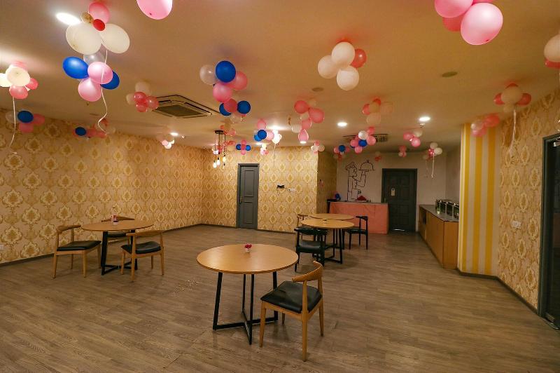 Fabhotel Chhatarpur Enclave image