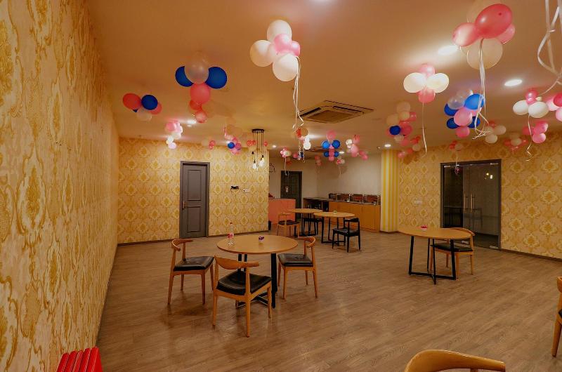 Fabhotel Chhatarpur Enclave image