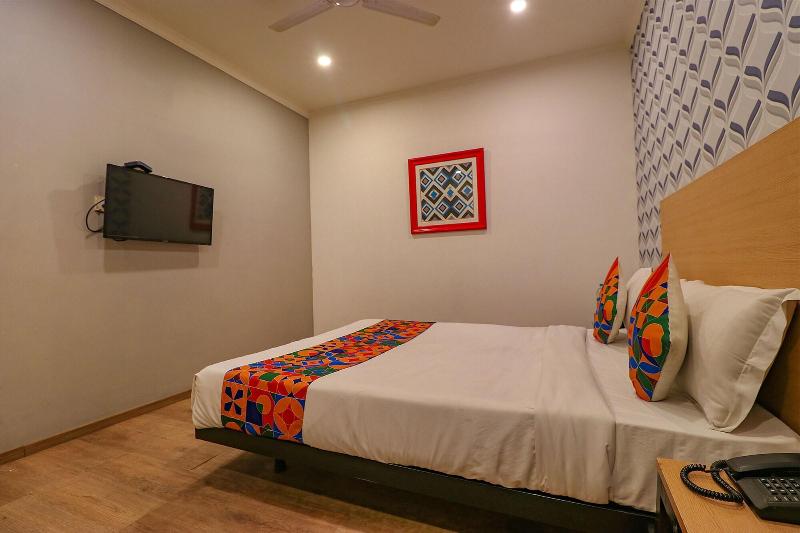 Fabhotel Chhatarpur Enclave image