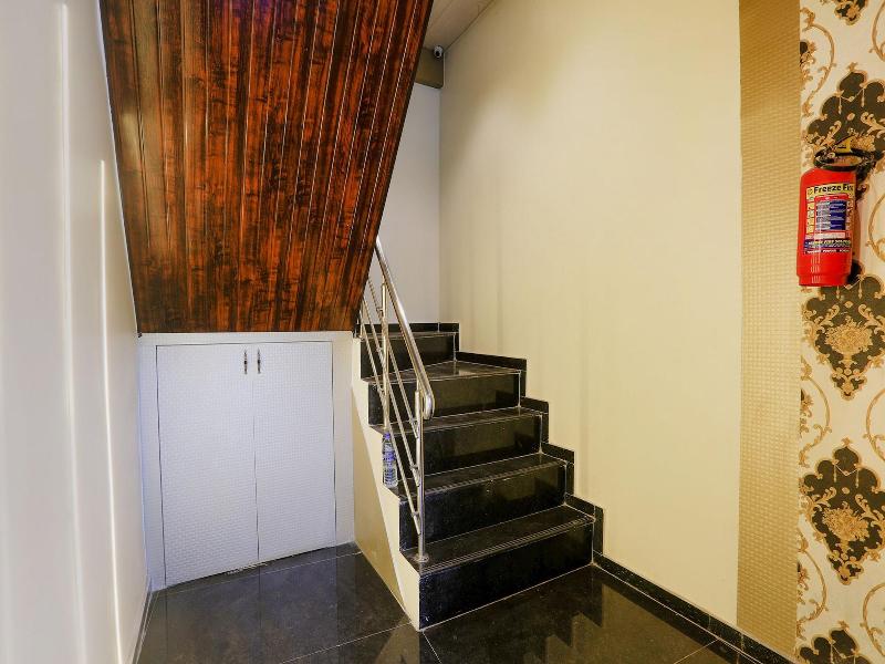 Fabhotel Prime Land image