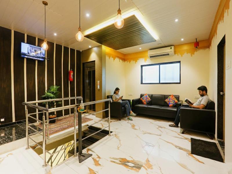 Fabhotel Prime Land image