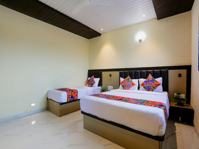 Fabhotel Prime Land image