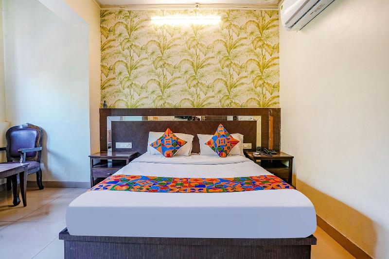 Fabhotel Gargi Deluxe image
