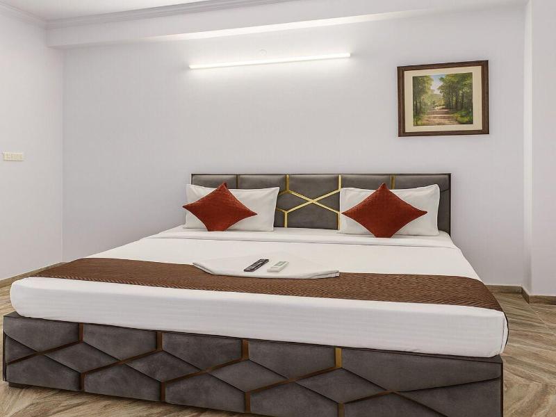 Hotel Diamond Residency image
