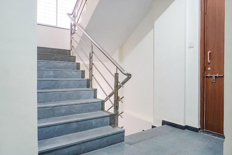 Fabhotel Stay Inn image