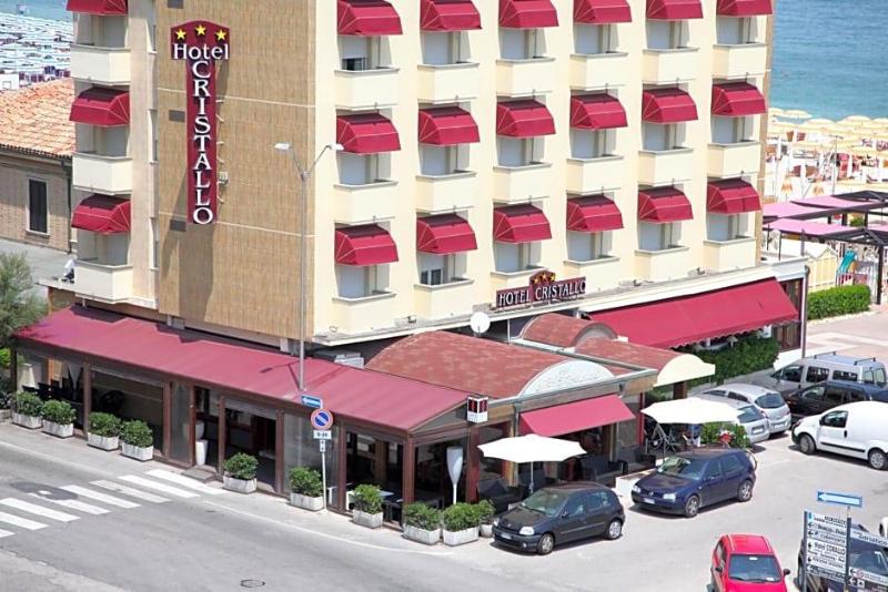 Hotel Cristallo image