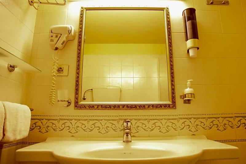 Hotel Cristallo image