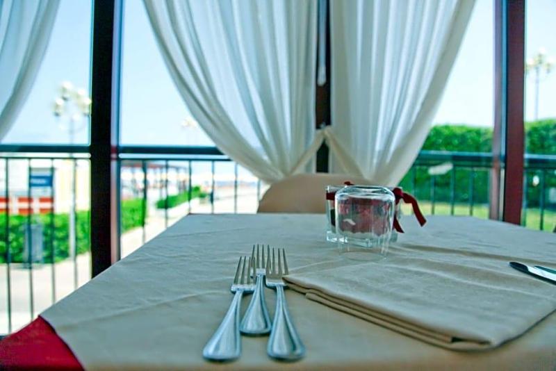 Hotel Cristallo image