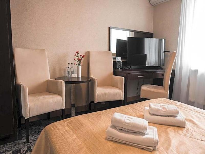 Hotel Coloseum image