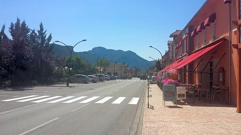 Hotel De La Poste image