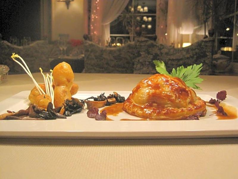 Royal Hotel Restaurant Bonhomme image
