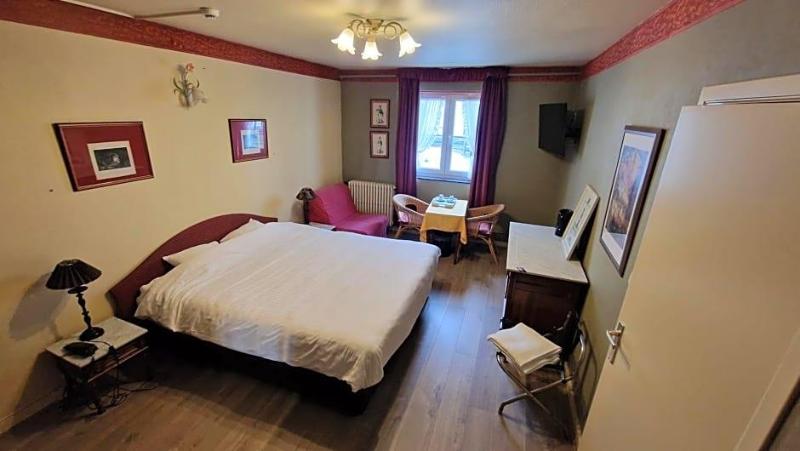 Royal Hotel Restaurant Bonhomme image