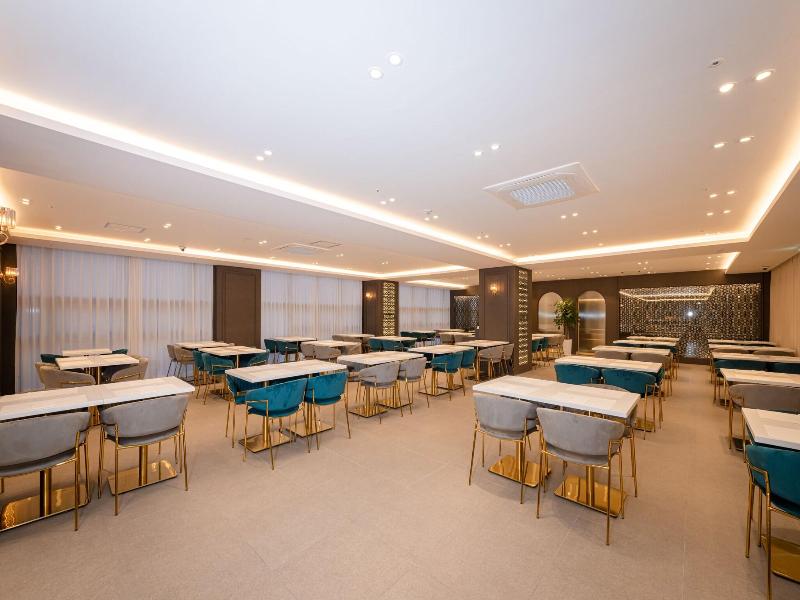 Sollago Myeongdong Hotel & Residence image
