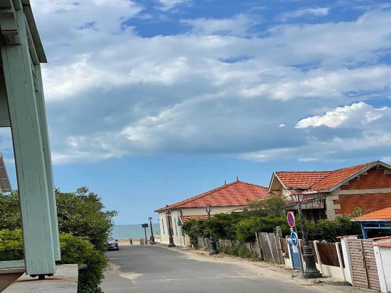 Hv Tel Michelet Plage image