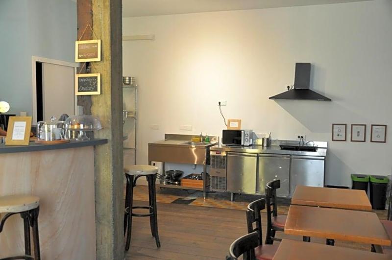 Hostel 20 Bayonne image