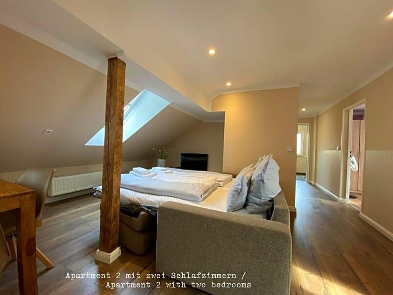 Amaroo Gv Stehaus Potsdam Aucharlottenhof Au image