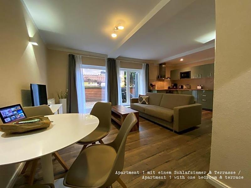 Amaroo Gv Stehaus Potsdam Aucharlottenhof Au image