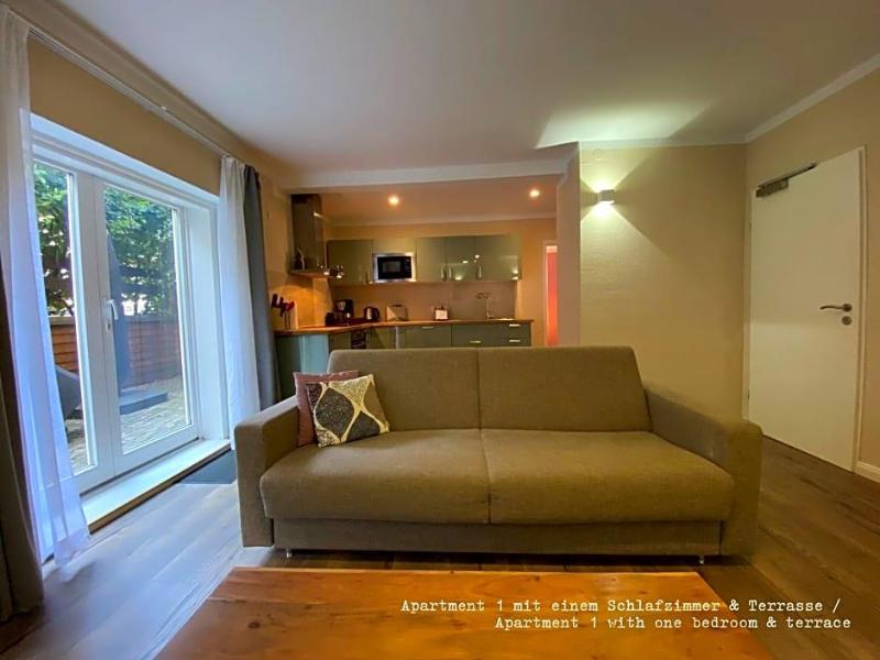 Amaroo Gv Stehaus Potsdam Aucharlottenhof Au image