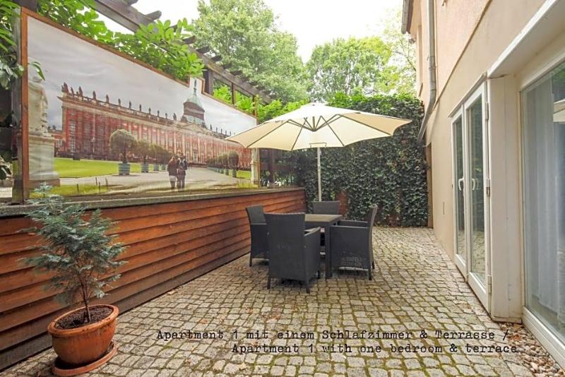 Amaroo Gv Stehaus Potsdam Aucharlottenhof Au image