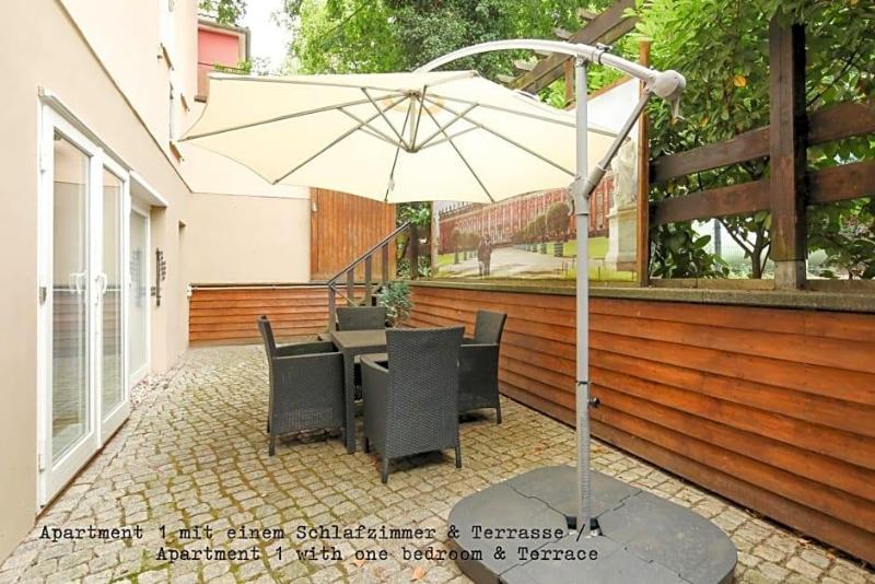 Amaroo Gv Stehaus Potsdam Aucharlottenhof Au image