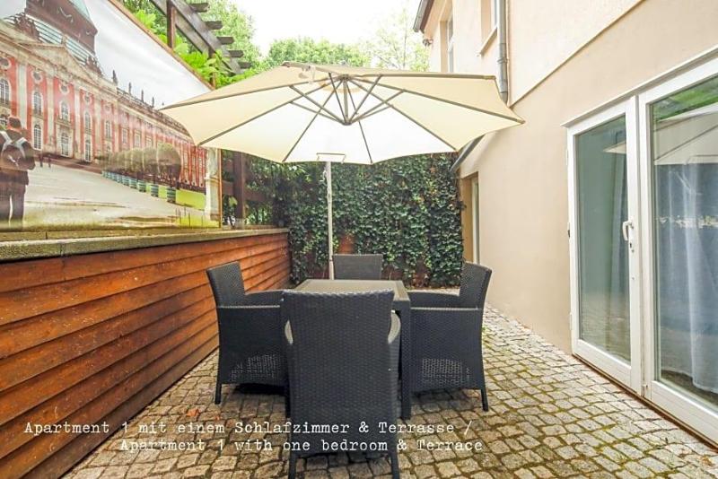 Amaroo Gv Stehaus Potsdam Aucharlottenhof Au image
