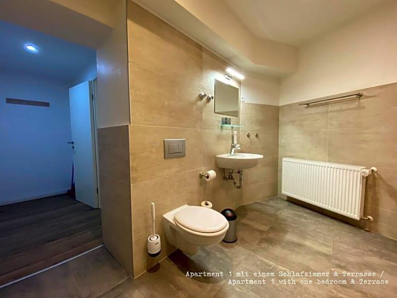 Amaroo Gv Stehaus Potsdam Aucharlottenhof Au image