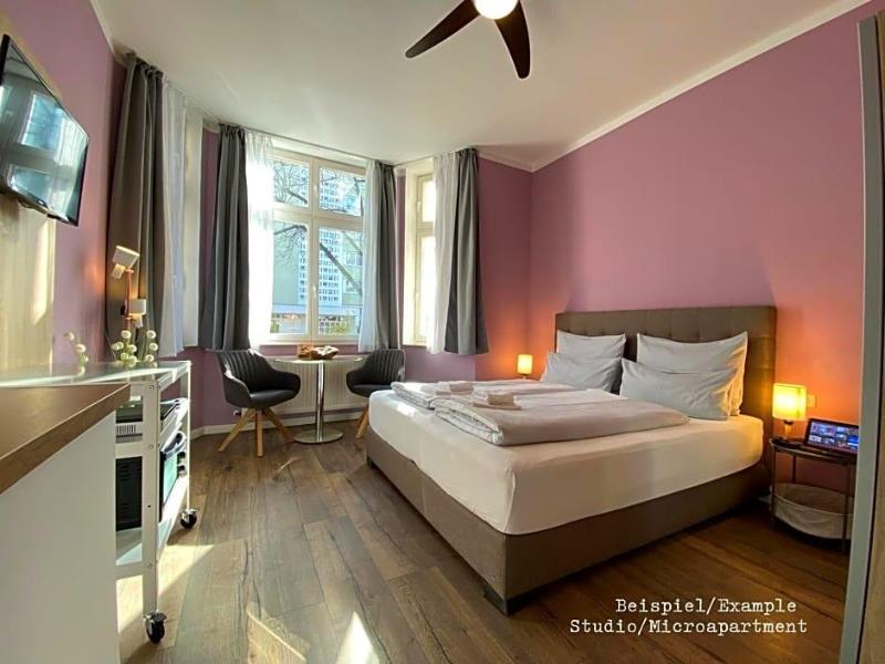 Amaroo Gv Stehaus Potsdam Aucharlottenhof Au image