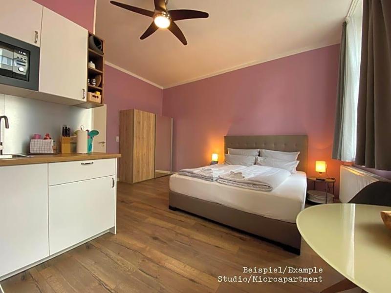 Amaroo Gv Stehaus Potsdam Aucharlottenhof Au image