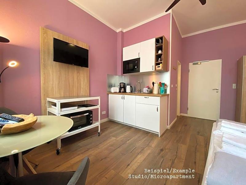 Amaroo Gv Stehaus Potsdam Aucharlottenhof Au image