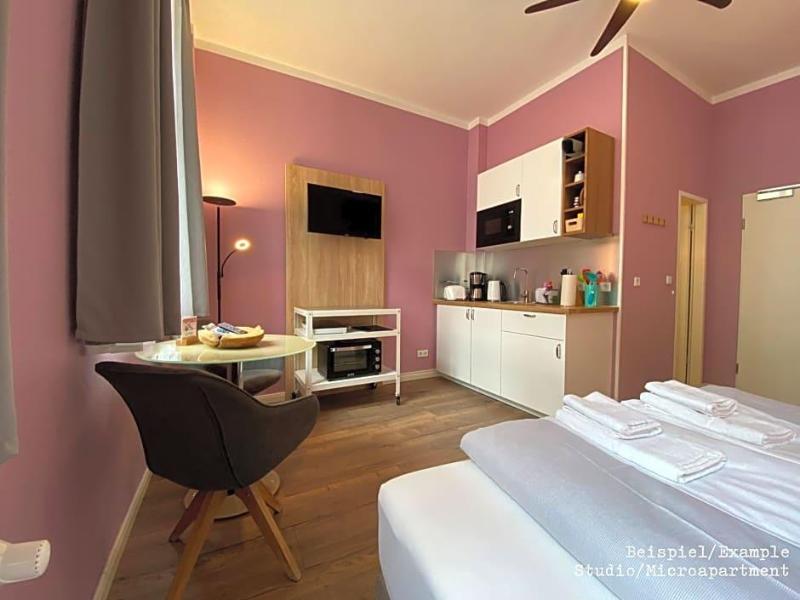 Amaroo Gv Stehaus Potsdam Aucharlottenhof Au image