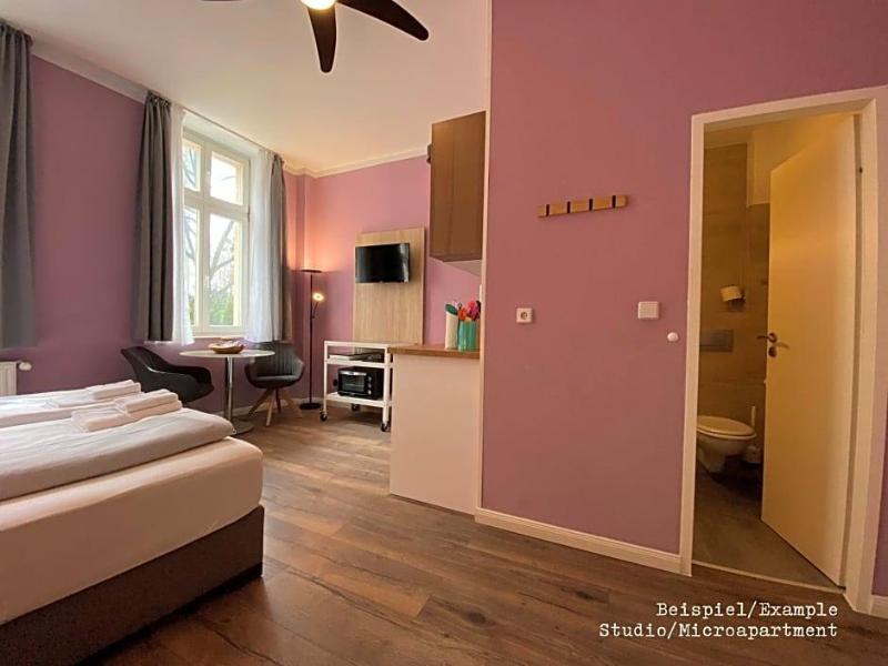 Amaroo Gv Stehaus Potsdam Aucharlottenhof Au image