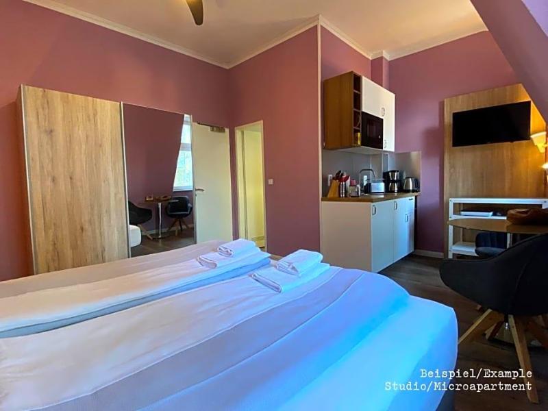 Amaroo Gv Stehaus Potsdam Aucharlottenhof Au image
