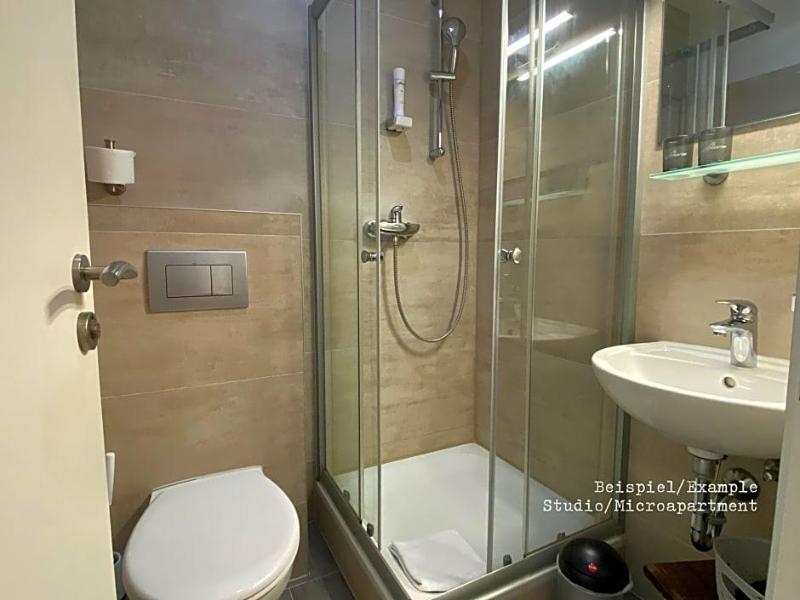 Amaroo Gv Stehaus Potsdam Aucharlottenhof Au image
