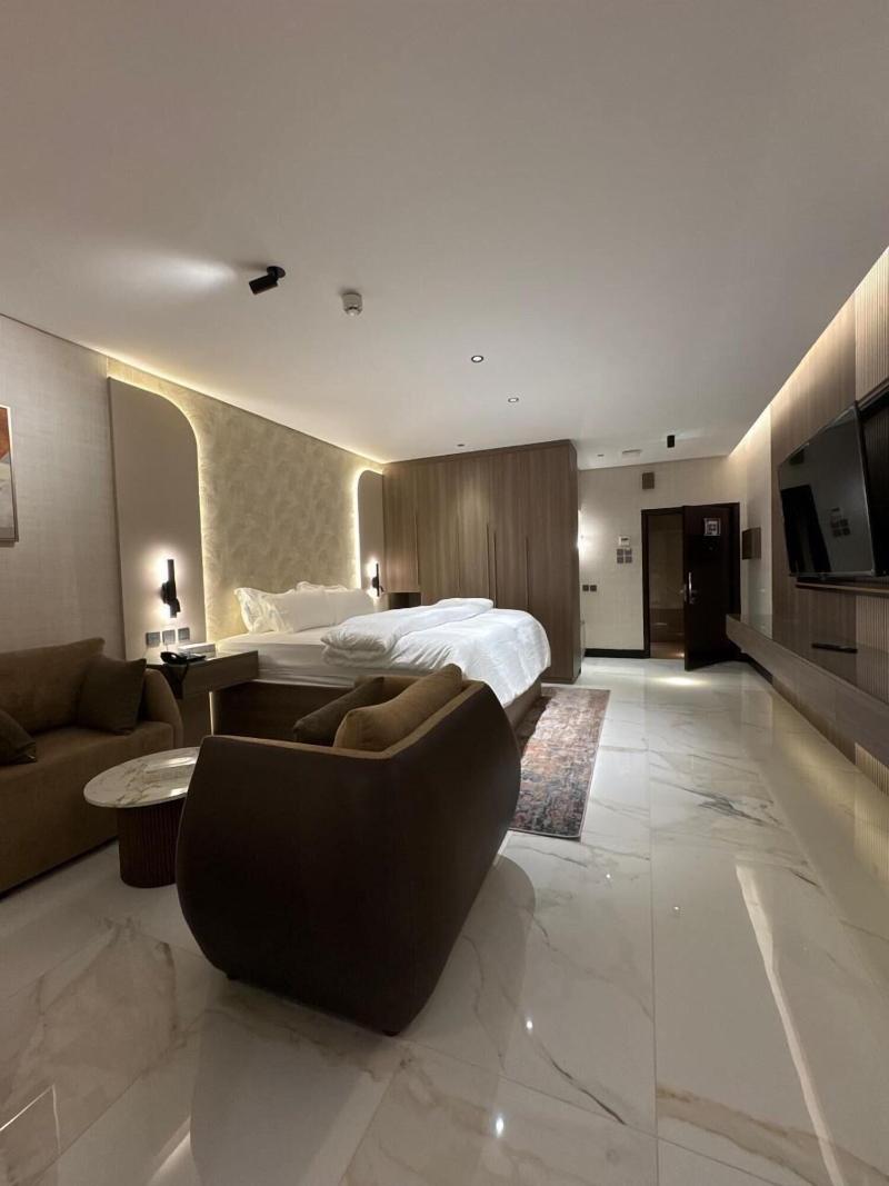 Sixty Three Hotel image