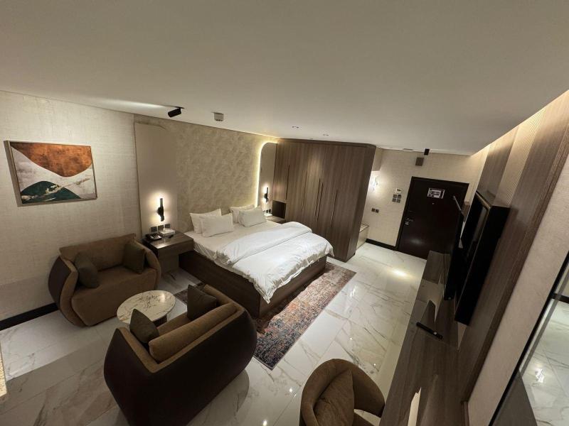 Sixty Three Hotel image