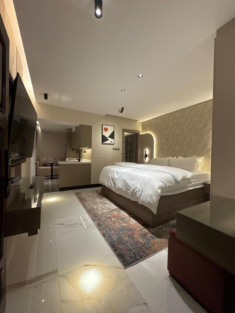 Sixty Three Hotel image